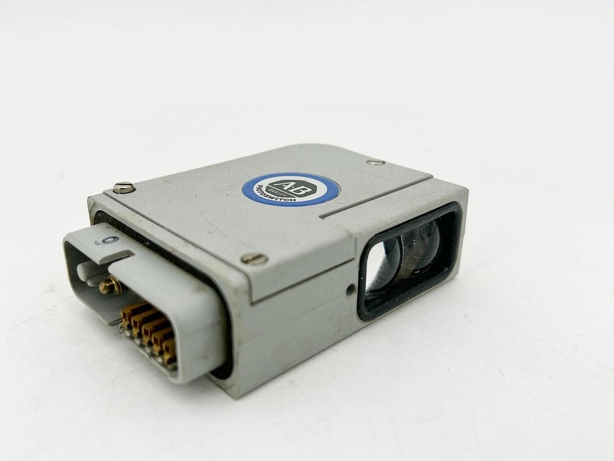 Used Allen Bradley 42DRU-5000 Blue Line Sensor 24VDC 10 Meter Sensomg Dostamce