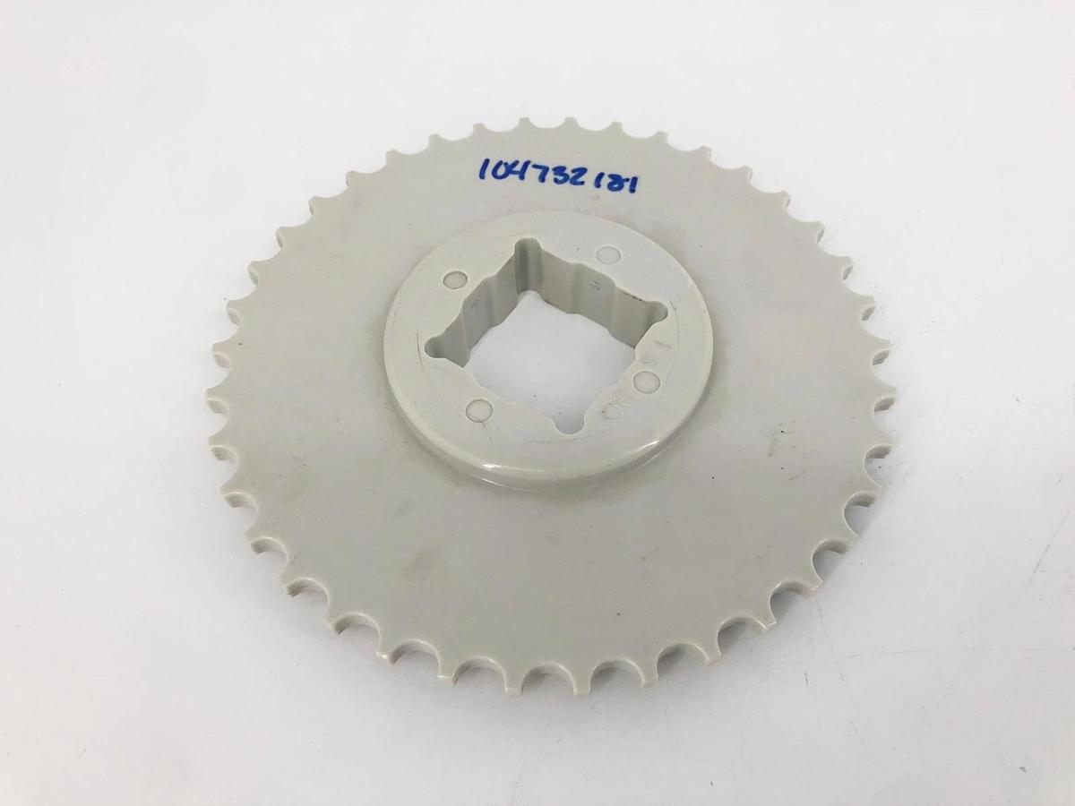 New Uni Chain 3-M-QNB Sprocket 1.5" Square Bore 38 Teeth M-SNB M2-QNB - No Box