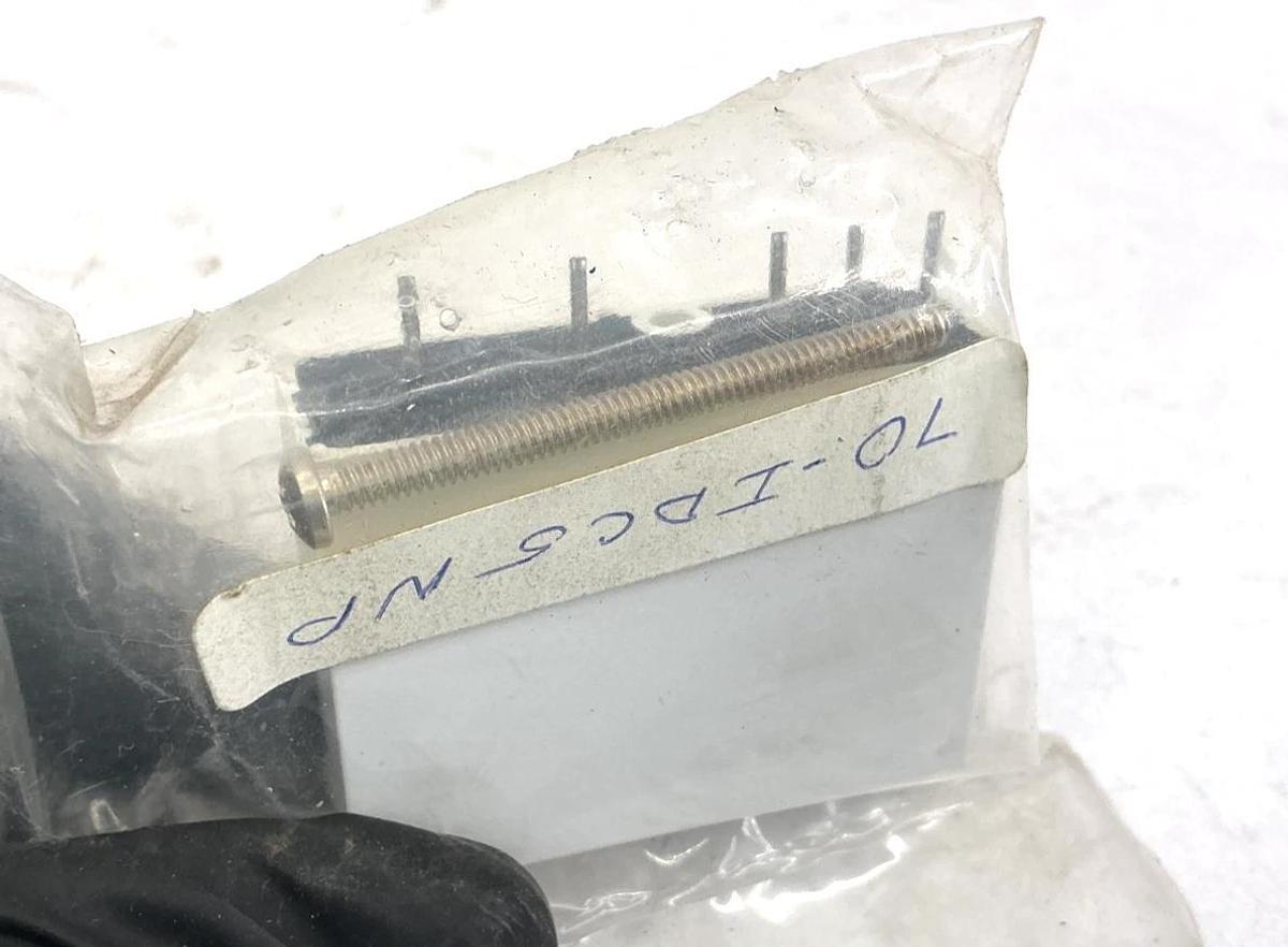 Lot of 2 New Grayhill 70-IDC5NP PLC I/O Module AC/DC Input 5-Pin 32V