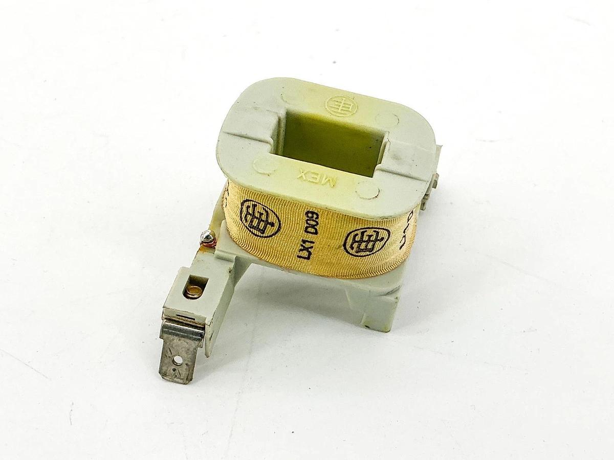 Used Lot of 2 Telemecanique LX1-D09 Coil 20/24V 50/60Hz