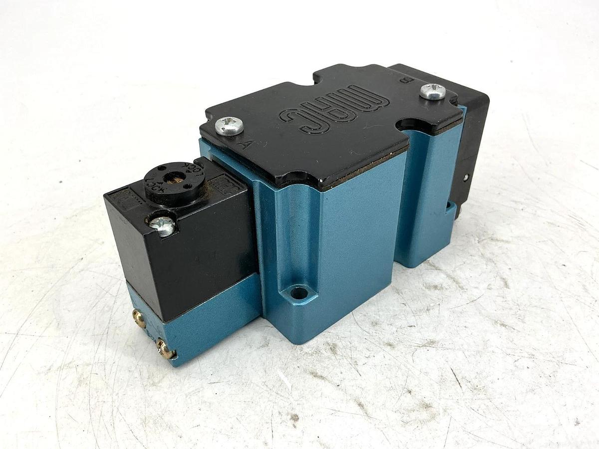 Used MAC Valves 6314D-612-PM-112DA Solenoid Valve Missing Base 6.8W 150PSI 110/120V
