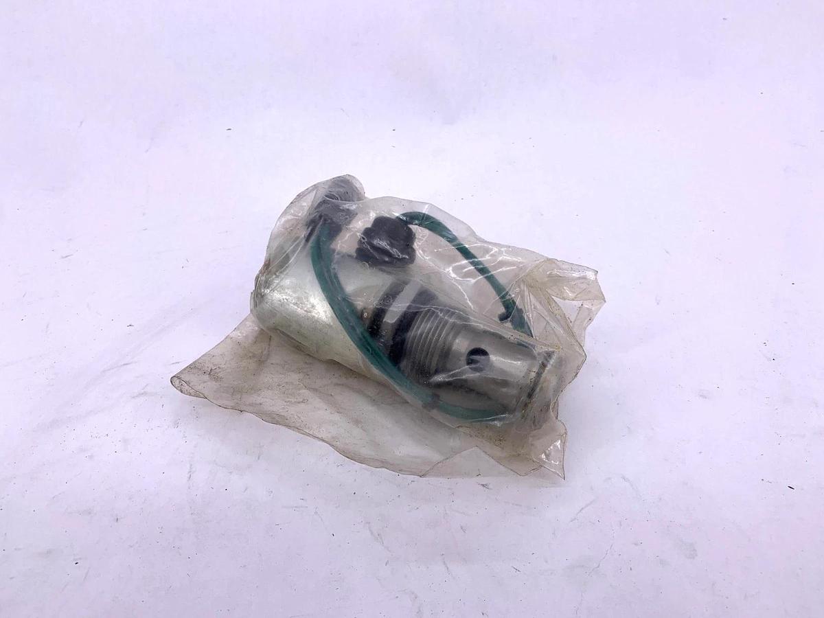 New Genuine CAT 149-2610 Valve GP-SOL Solenoid Valve