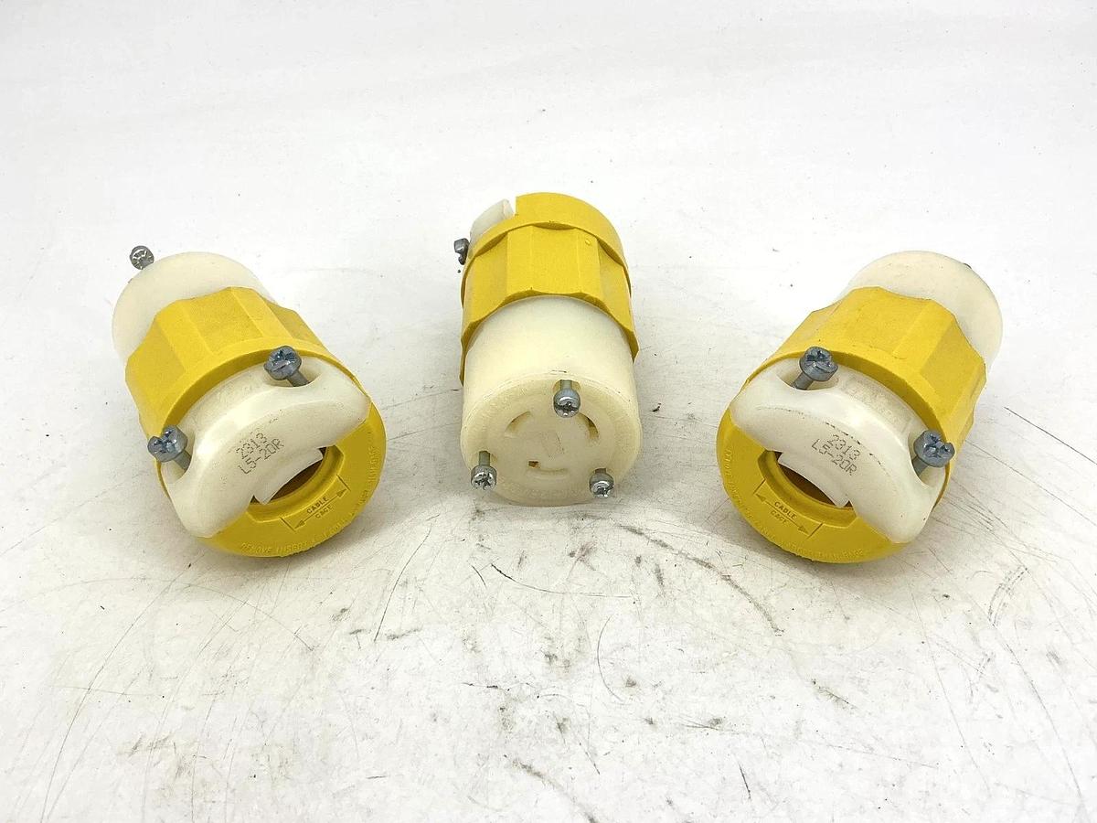 Used Lot of 3 Leviton 2313 Grounding Connector Locking Bipolaire 2P 3-Wire 20A 120V