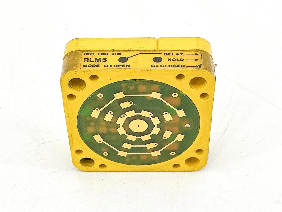 Used Lot of 3 Banner RLM5 MaxiBeam Sensor Module