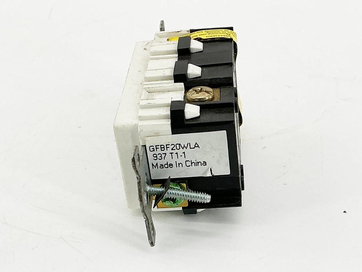 New Hubbell GFBF20WLA White Faceless GFCI Receptacle With LED 20A