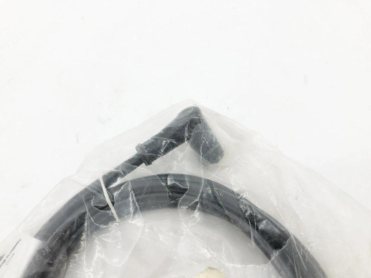 New Eaton Cutler Hammer CSDR4A4CB2202 Connector Cable 4P Female Right Angle 2m