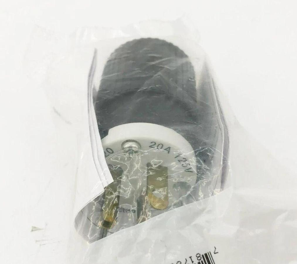 Lot of 2 New Bryant BRY5366NP Straight Plugs NEMA 5-20 20A 125V