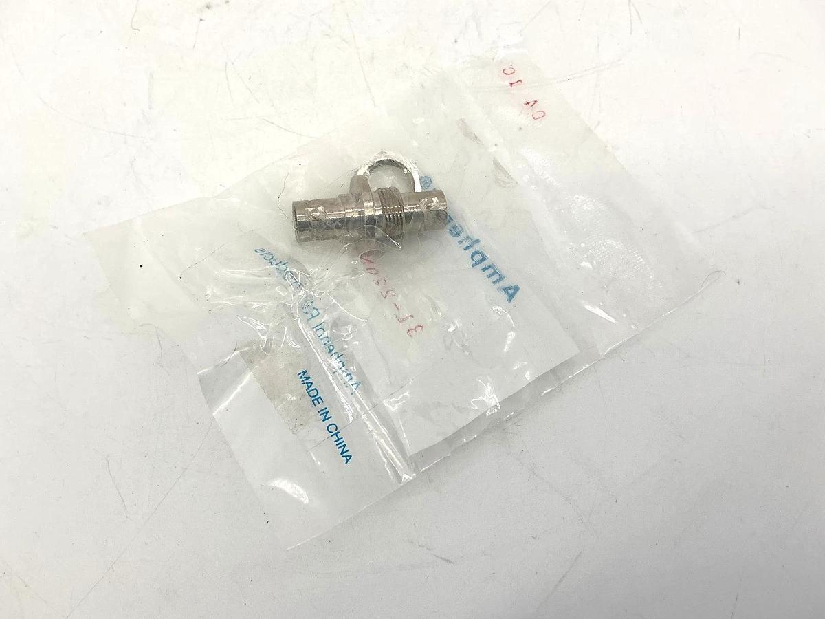 Lot of 2 New Amphenol 31-220N-75 Bulkhead Adapter 31220N75