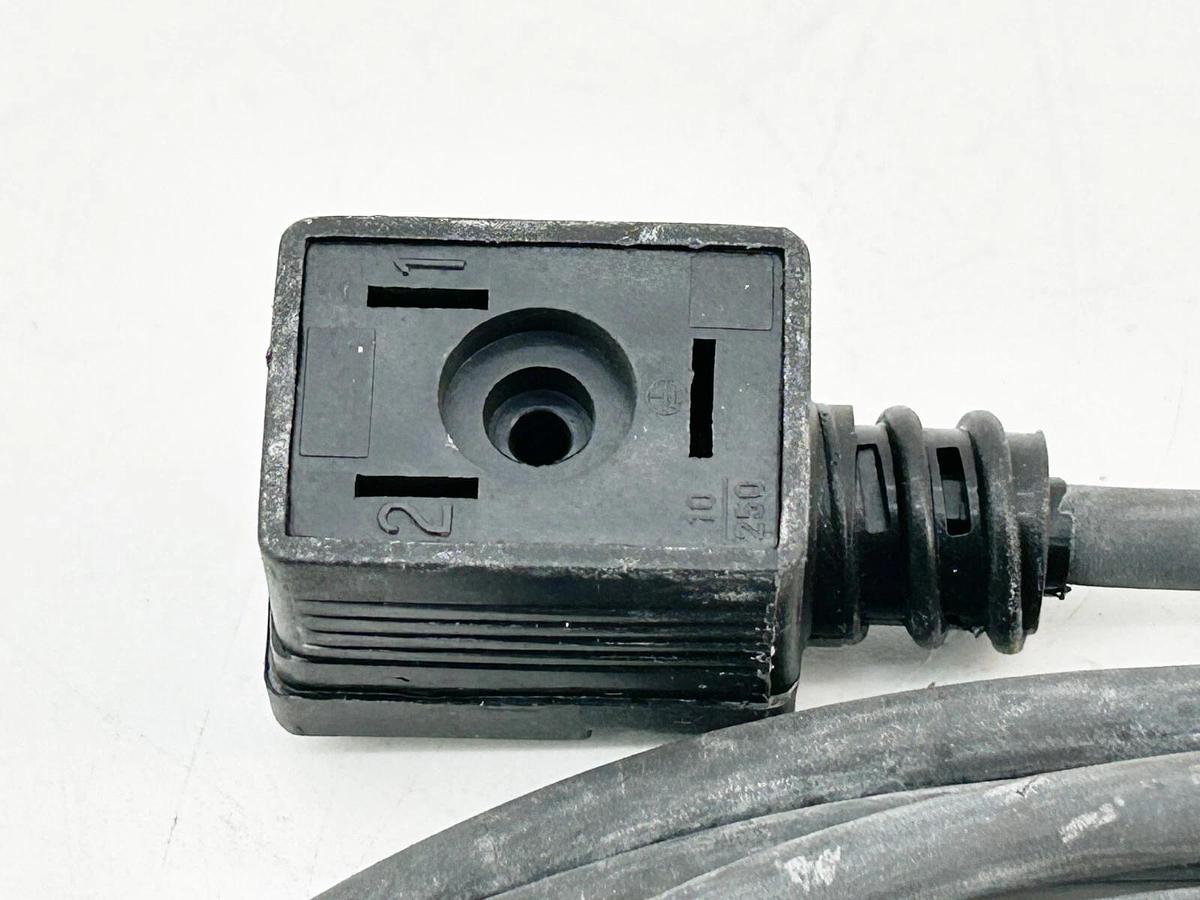 Used New Lumberg 909-15 Valve Connector MPM Connection 5Pin Male 24V