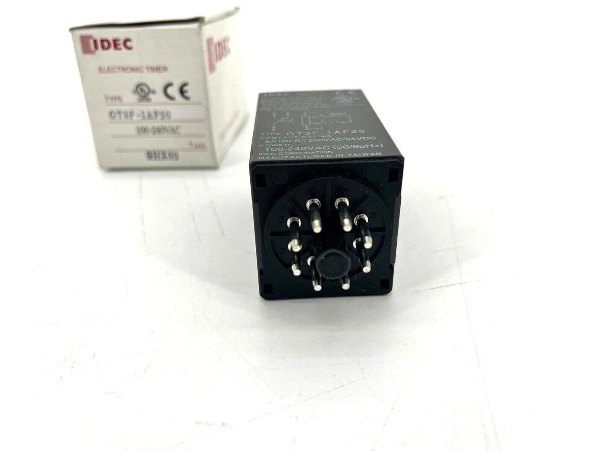 New IDEC GT3F-1AF20 Plug-In Timer 0.1s-600s Range 8-Pin SPDT 100-240VAC