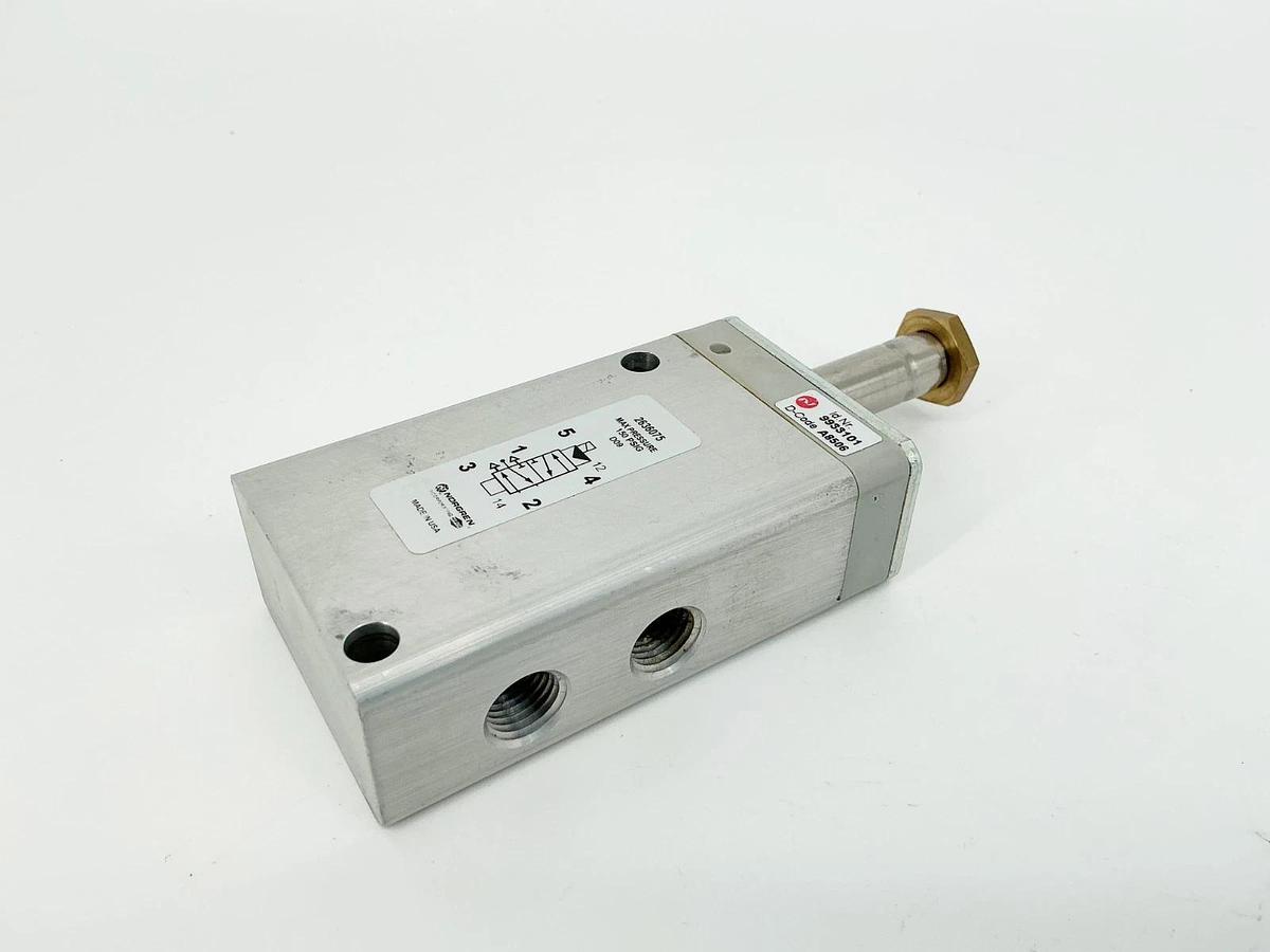 New Norgren 2636075 Solenoid Valve 150PSIG 9933101 W/O Coil - No Box