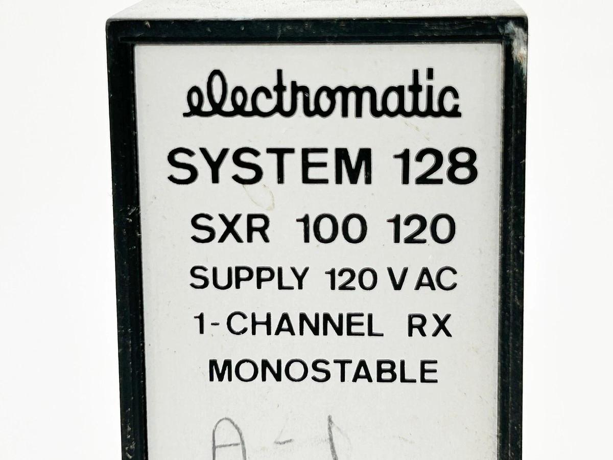 Used Electromatic SXR-100-120 Supply RX Monostable Relay 120Vac 1 Channel