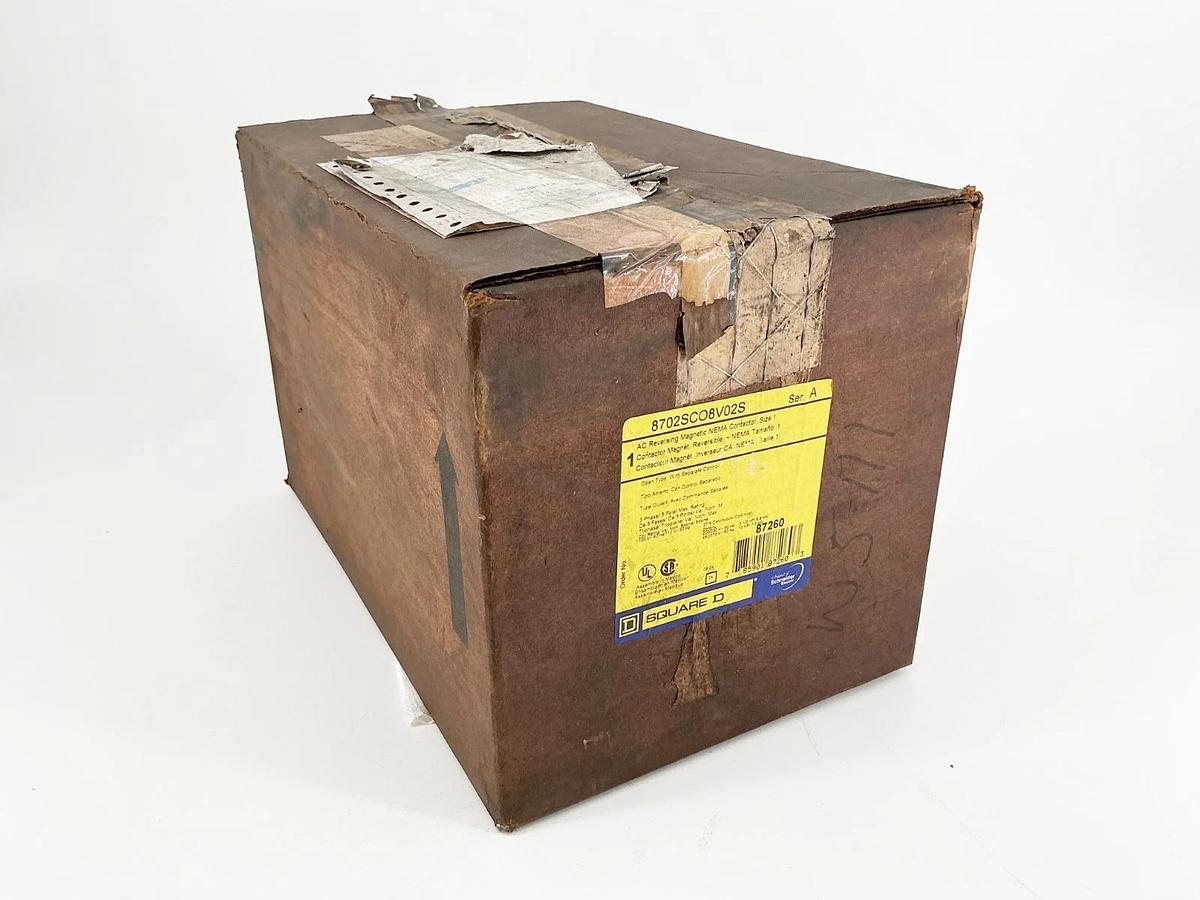 New Square D 8702SCO8V02S AC Reversing Contactor 27A 3P 120V 60Hz Size 1