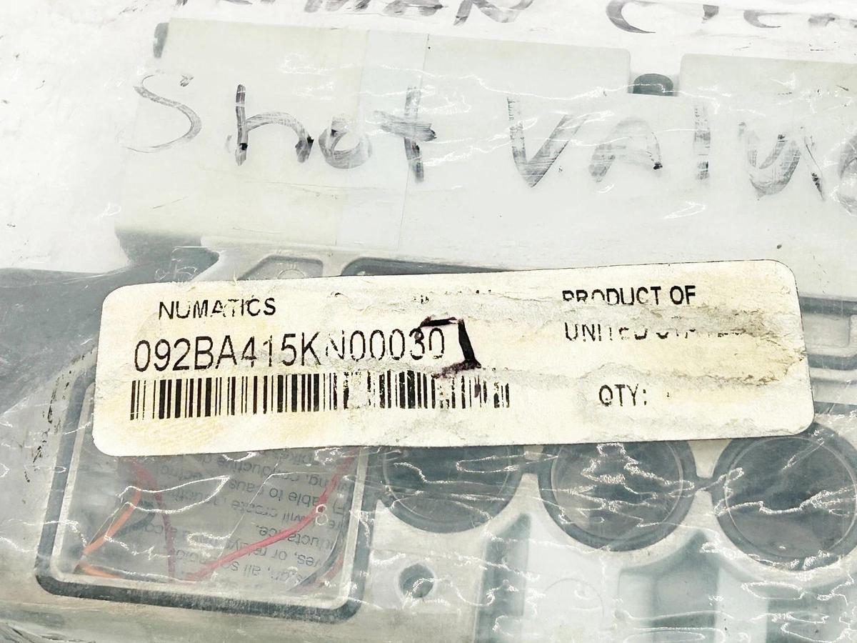 New Numatics 092BA415KN00030 Pneumatic Valve Single Solenoid 2 Position 120V