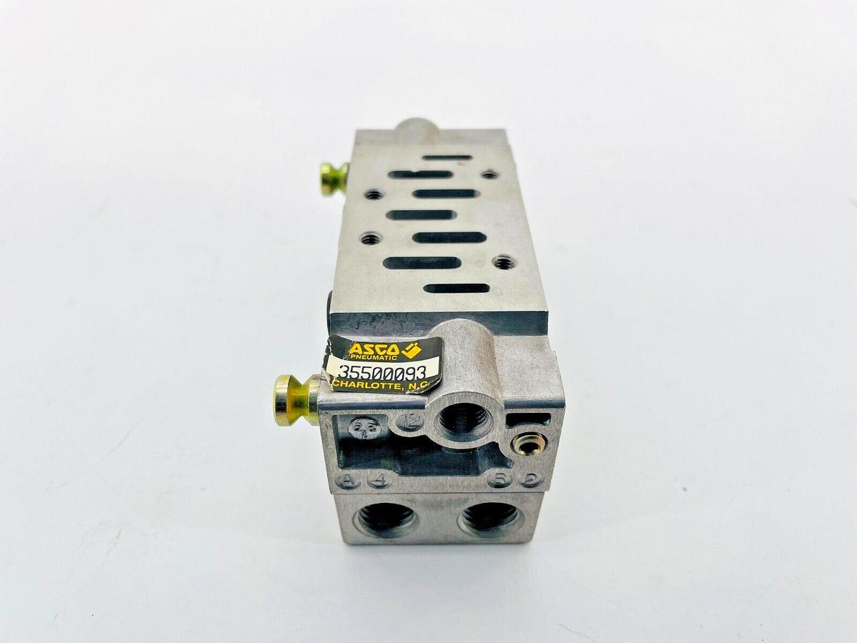 New Asco 35500093 Pneumatic Spool Valve 1/4NPT