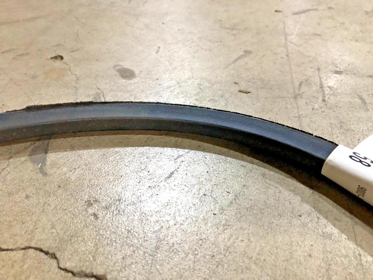 New Gates B158 Hi-Power II V-Belt 9003-2158 - No Box