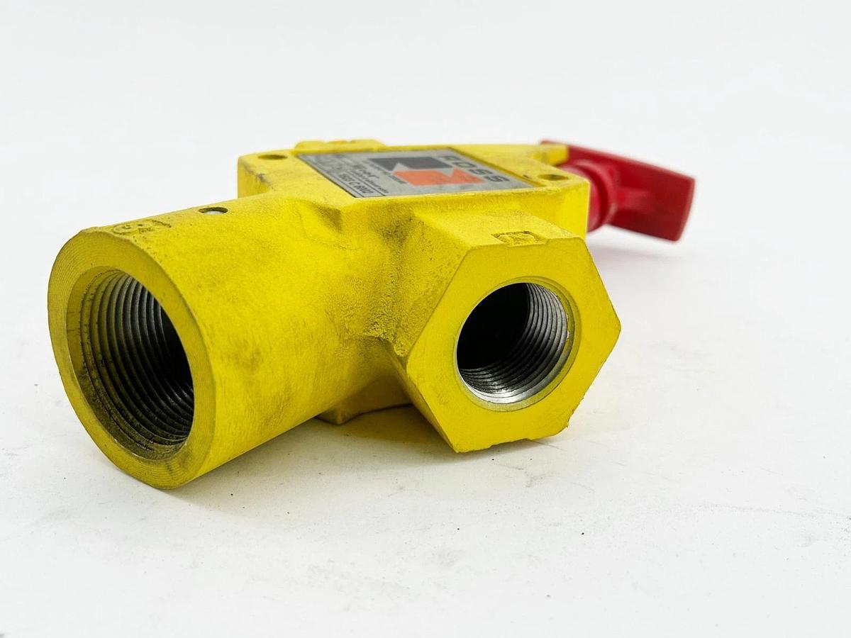 New Ross Controls 1523C6002 Hydraulic Valve 1-3/2" Piped Exhaust 20Bar