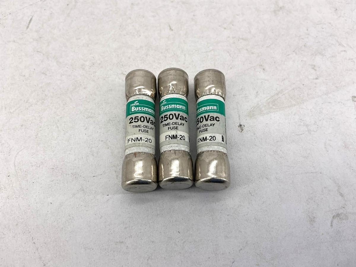 Lot of 3 New Bussmann FNM-20 250Vac Time-Delay Fuse 20A 250V