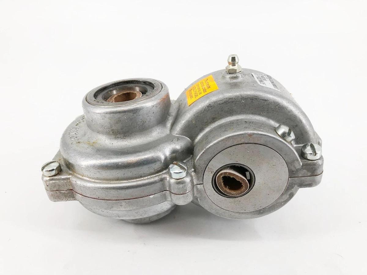 New Tolomatic 02740200 Float-A-Shaft Gearbox Coupling 2:1 LH