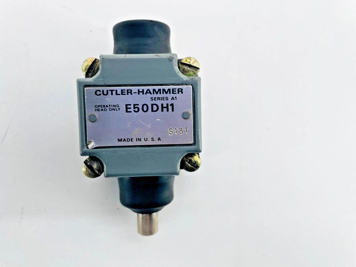 New Cutler Hammer E50DH1 Operating Head Side Maintained
