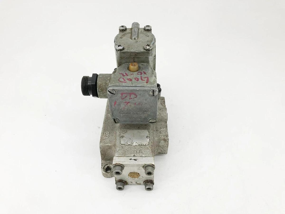 Used Parker K065-9035 Pilot Valve 110/120VAC 50/60HZ