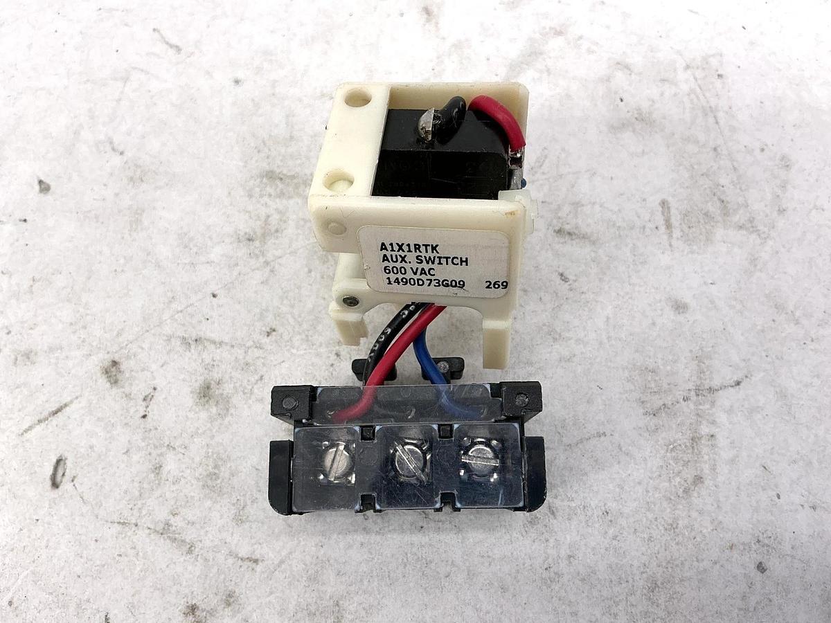 New Eaton Cutler-Hammer A1X1RTK Auxiliary Switch 600VAC 125/250VDC 50/60HZ