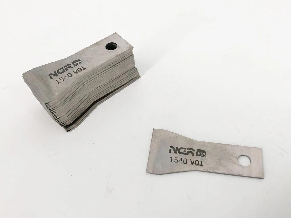 Lot of 25 New NGR 1540 V01 Pelletizer Blades - No Box