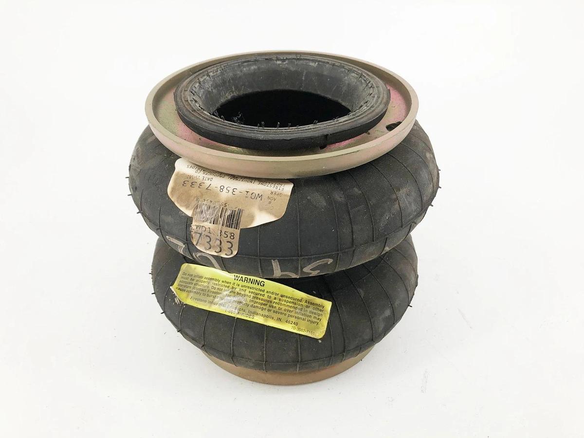 New Firestone W01-358-7333 Air Spring Double Conv. 26C Bead 1-3/4 BNW - No Box