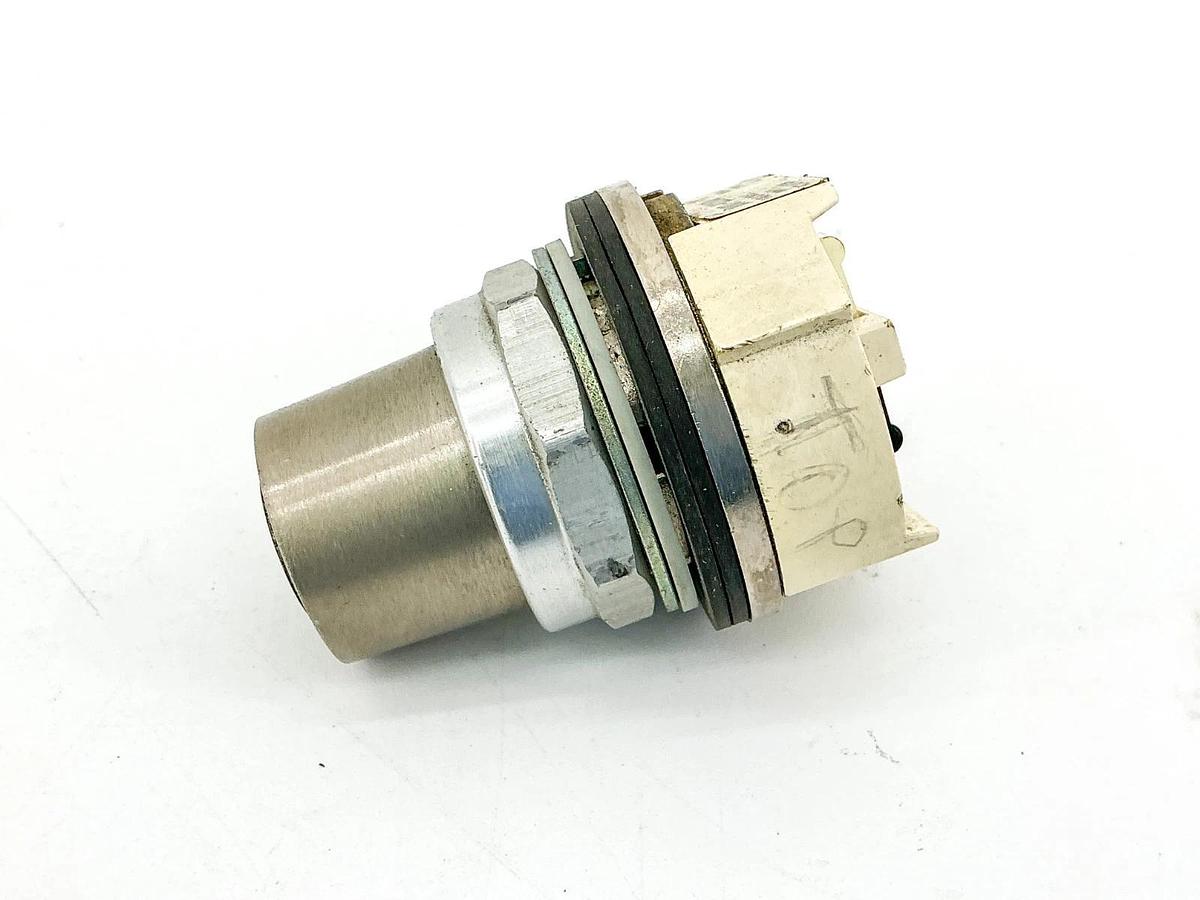 Used Allen Bradley 800T-H3203 Selector Switch Type 4/13 Ser.T - Missing Key