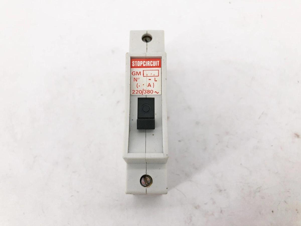New Entrelec GMU 30U Circuit Breaker 30A 220/380~ 1P - No Box