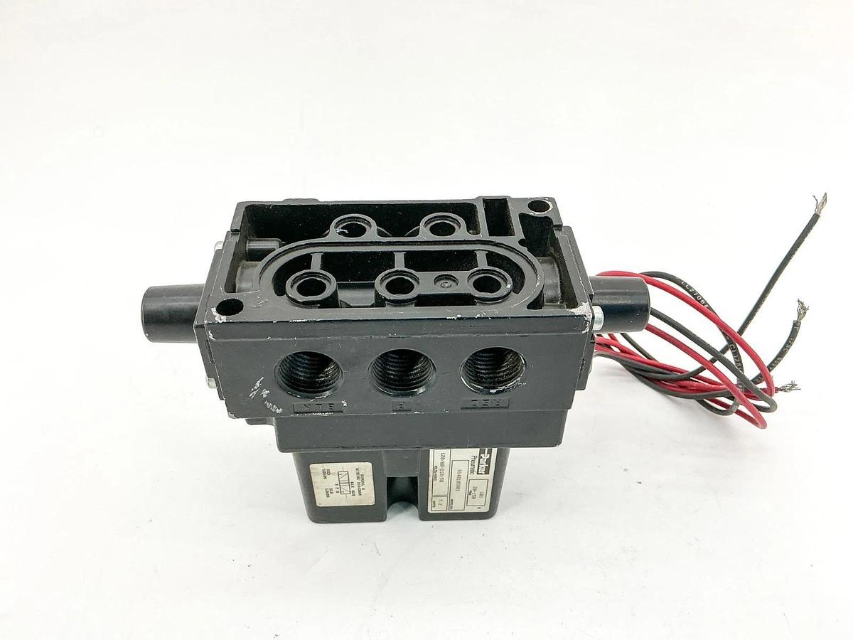 Used Parker SS40105001 Pneumatic Valve 20-150PSIG 110/120V 50/60Hz 7.2W