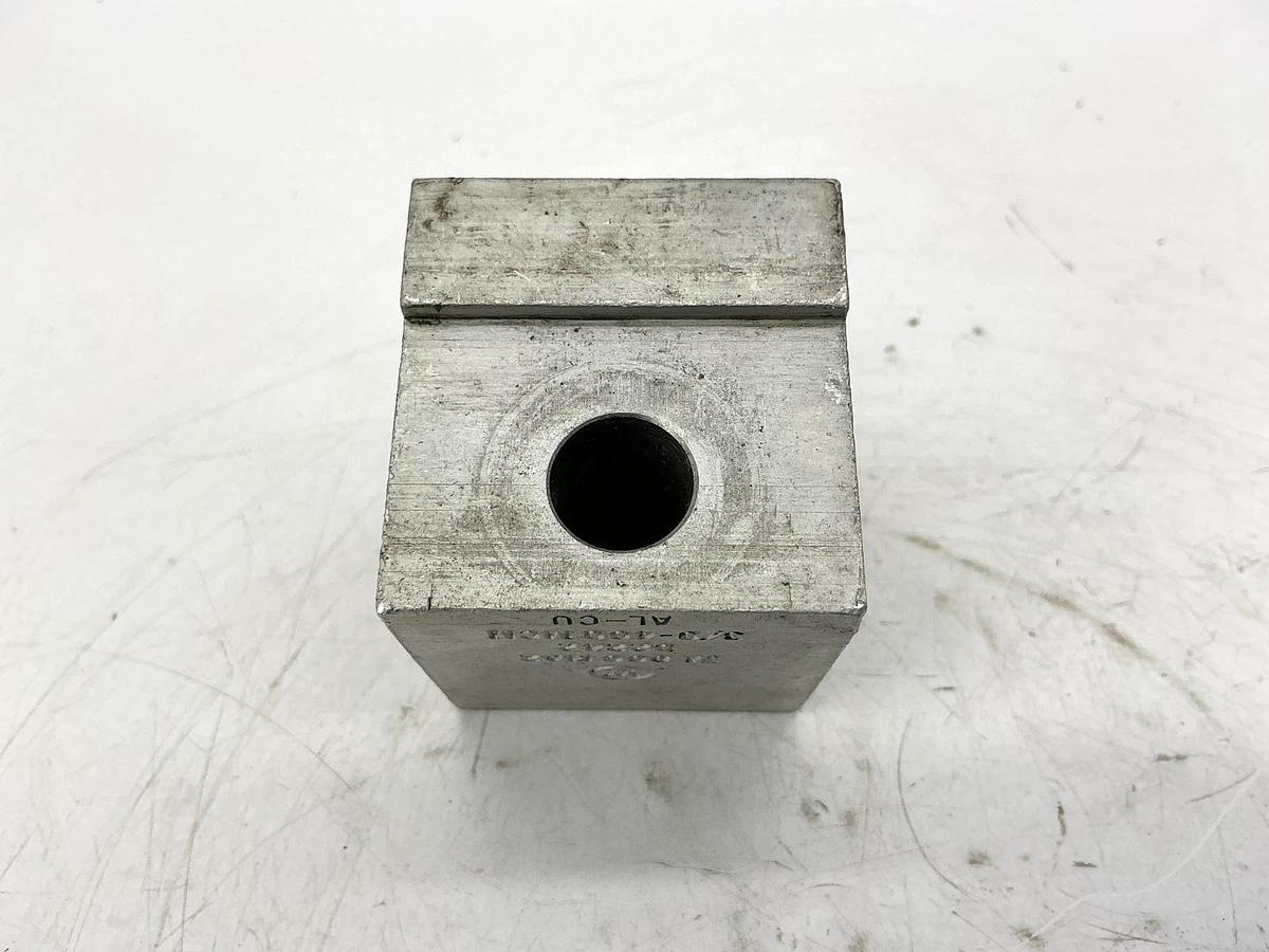 Used Westinghouse TA800MA2 Circuit Breaker Terminal Lug 3/0-400MCM AL-CU Ilsco D2242