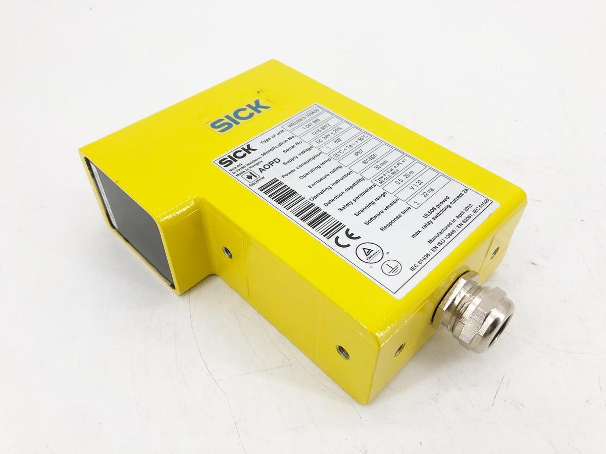New Sick WEU26/3-103A00 Single-Beam Photoelectric Safety Switch 1047985 - No Box