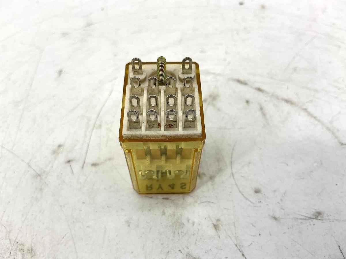 Lot of 3 New IDEC RY4S-ULDC24 Miniature Relay 14-Pin 24VDC 4-Pole