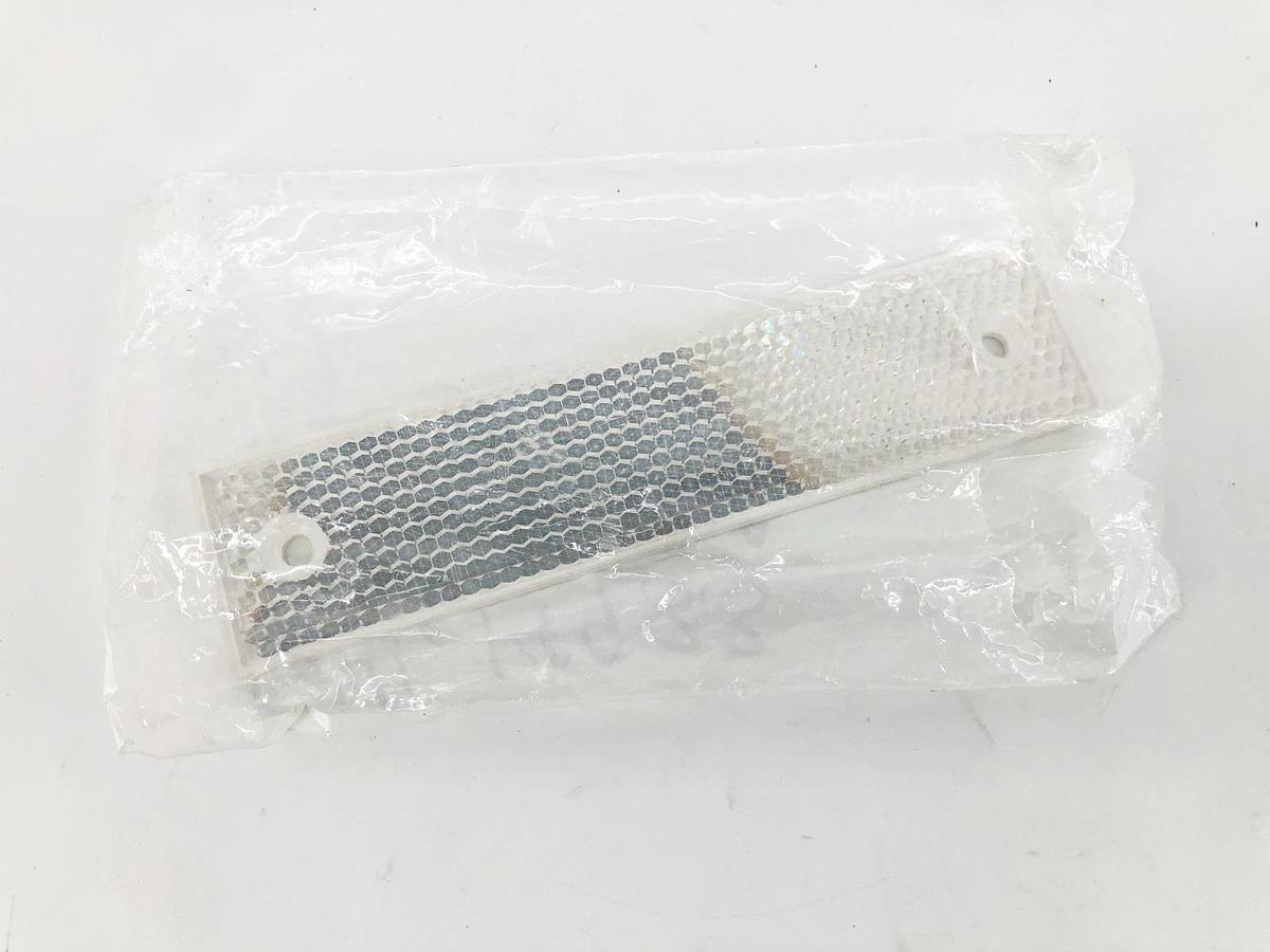 Lot of 2 New Banner Engineering BRT-180x40A Reflector 180mm x 40mm 73693