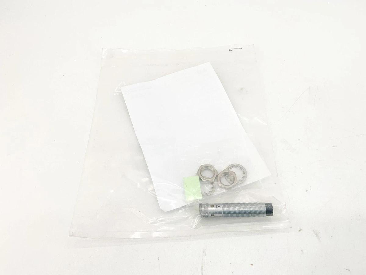 New Allen Bradley 872C-N10NP12-D4 Inductive Proximity Sensor 30VDC 200mA Ser.A