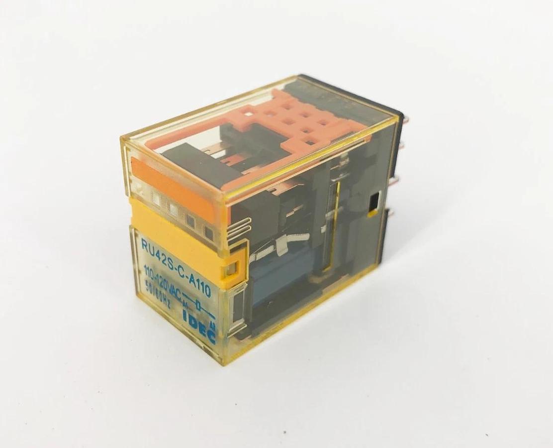 Lot of 2 New IDEC RU42S-C-A110 Relays 110-120VAC 14-Pin - No Box
