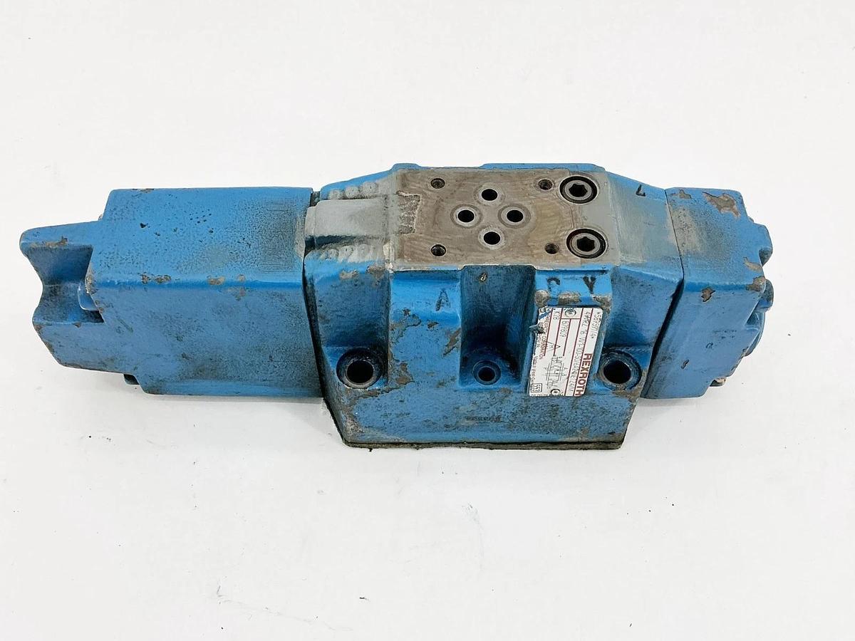 Used Rexroth 4WRZ 16 W1-100-50/6A24NETZ4/M Directional Pilot Valve Base 58959114