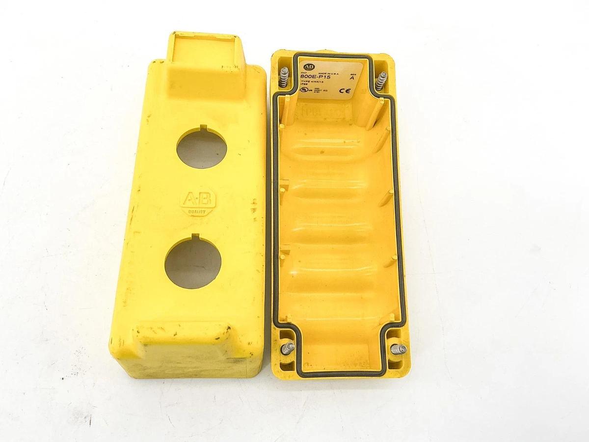 Used Allen Bradley 800E-P15 Yellow Pendant Station 3 Pushbotton Slots