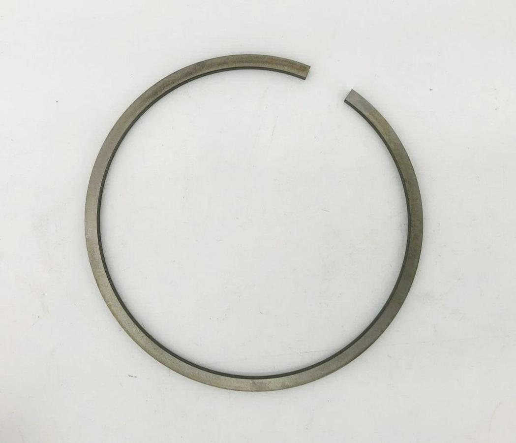 New Buhler UXS-23000-040 Piston Ring 145/133.2X4 HC1KI