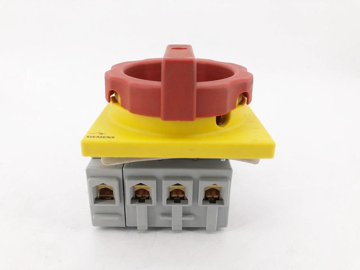 New Siemens 3LD2504-0TK51 Sentron Disconnect Switch 3P 63A 600VAC - No Box
