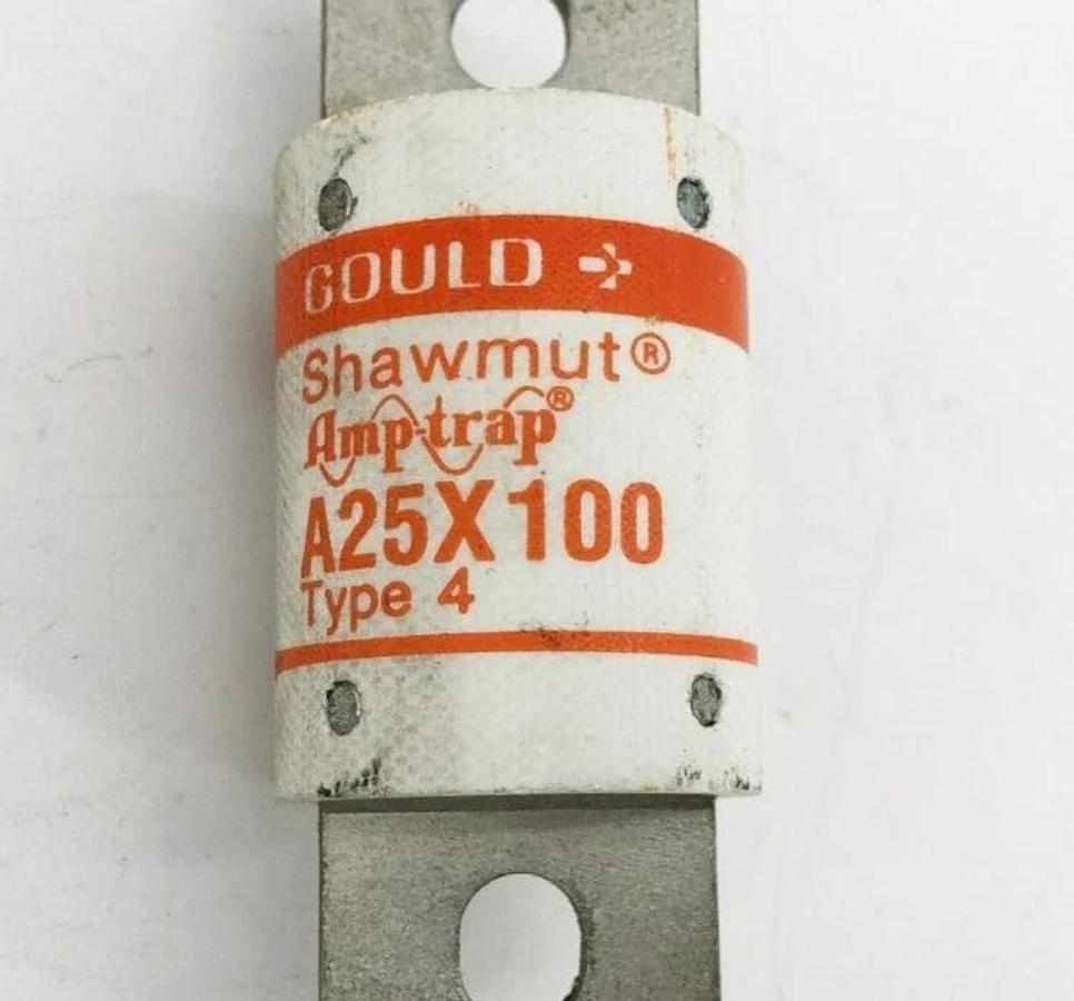 Lot of 2 New Gould Shawmut A25X100 Amp Trap Fuses 100A 250VAC