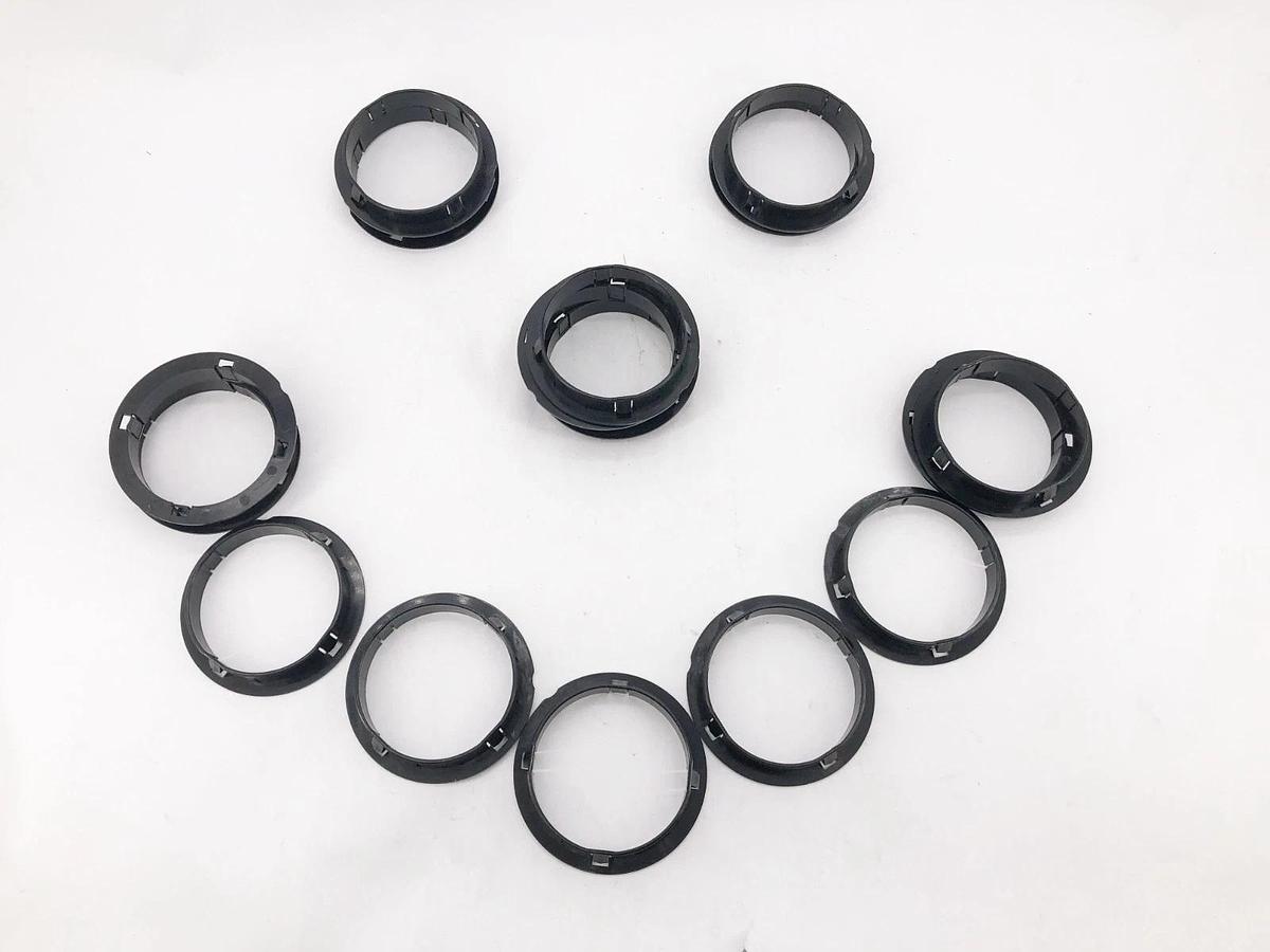 Box of 16 New Arlington 4406 Snap-In Bushings 2-1/2"