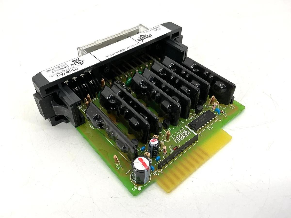 New Automation Direct D3-08TA-2 Output Module 110-220VAC 1A 80-265VAC D308TA2