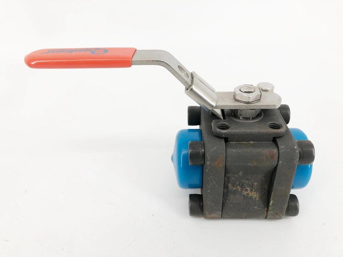 Used Lot of 4 Quadrant M2FCSRGSLWW050 Ball Valves 1/2" Class 800 2000WOG