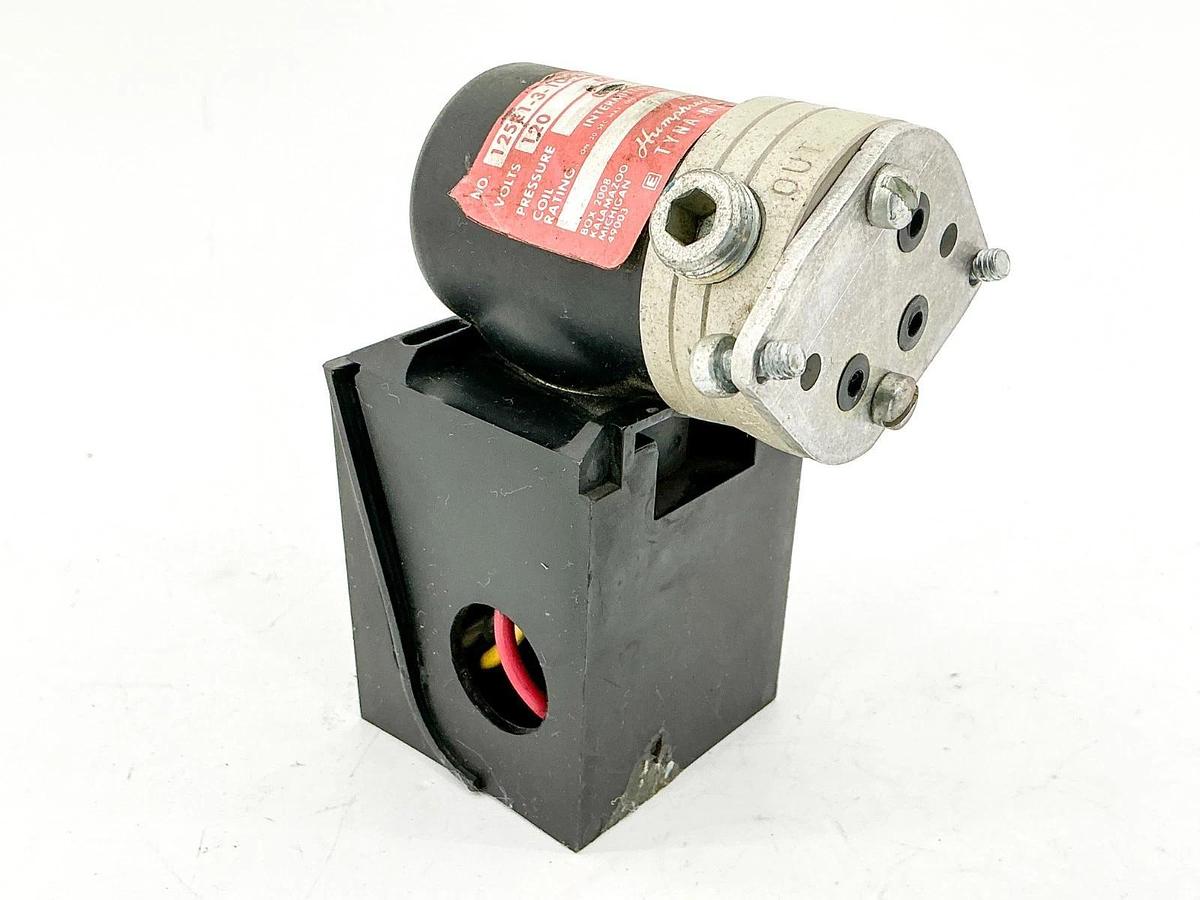 Used Humphrey 125E1-3-10-21-36 Solenoid Valve 0-125PSI 120V 8.2W