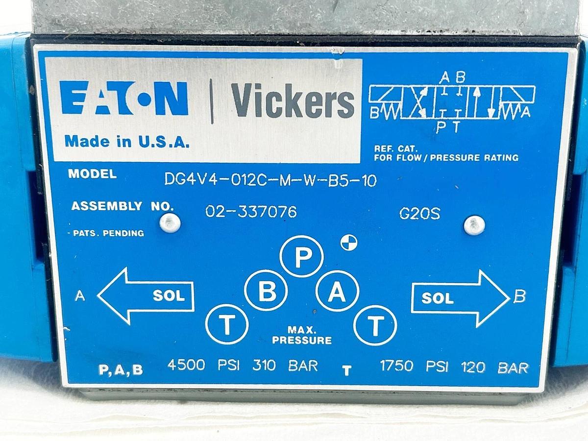 New Eaton DG4V4-012C-M-W-B5-10 Solenoid Valve 4500PSI 310Bar 02-337076 - No Box