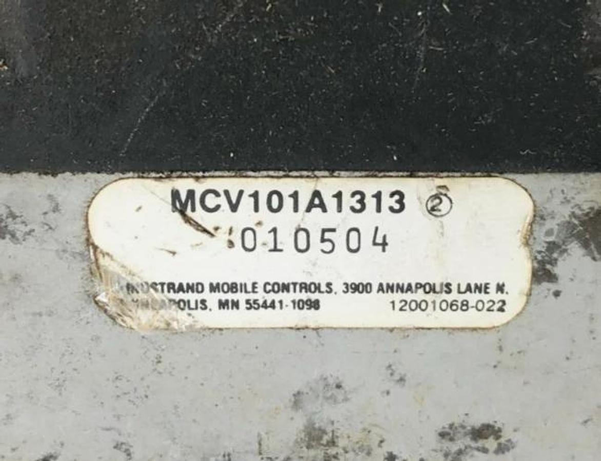 Used Sauer Sunstrand MCV101A1313 Pressure Control Valve
