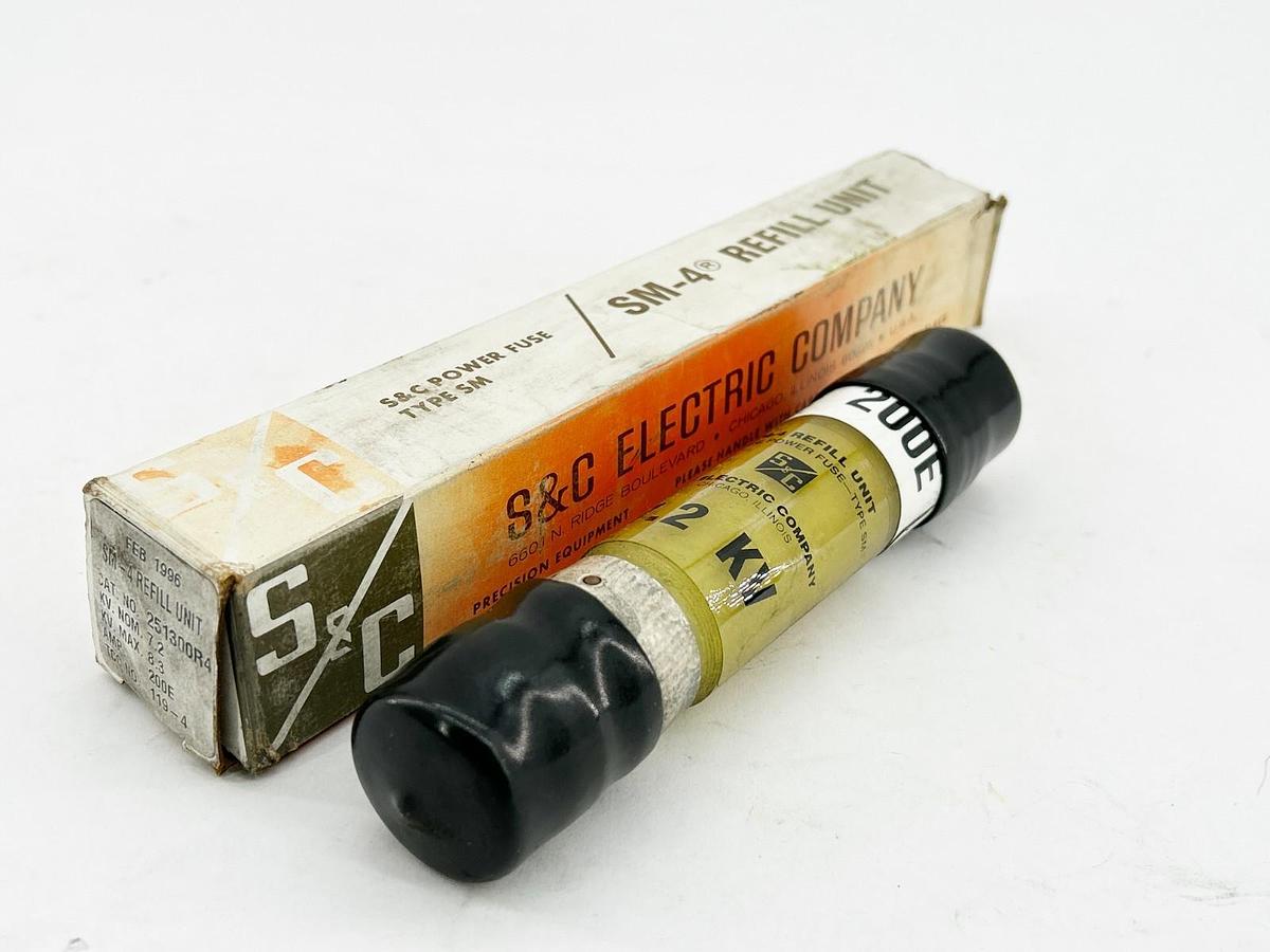 New S&C Electric 251300R4 Slow Speed Fuse SM-4 Refill Unit 7.2KV 200A