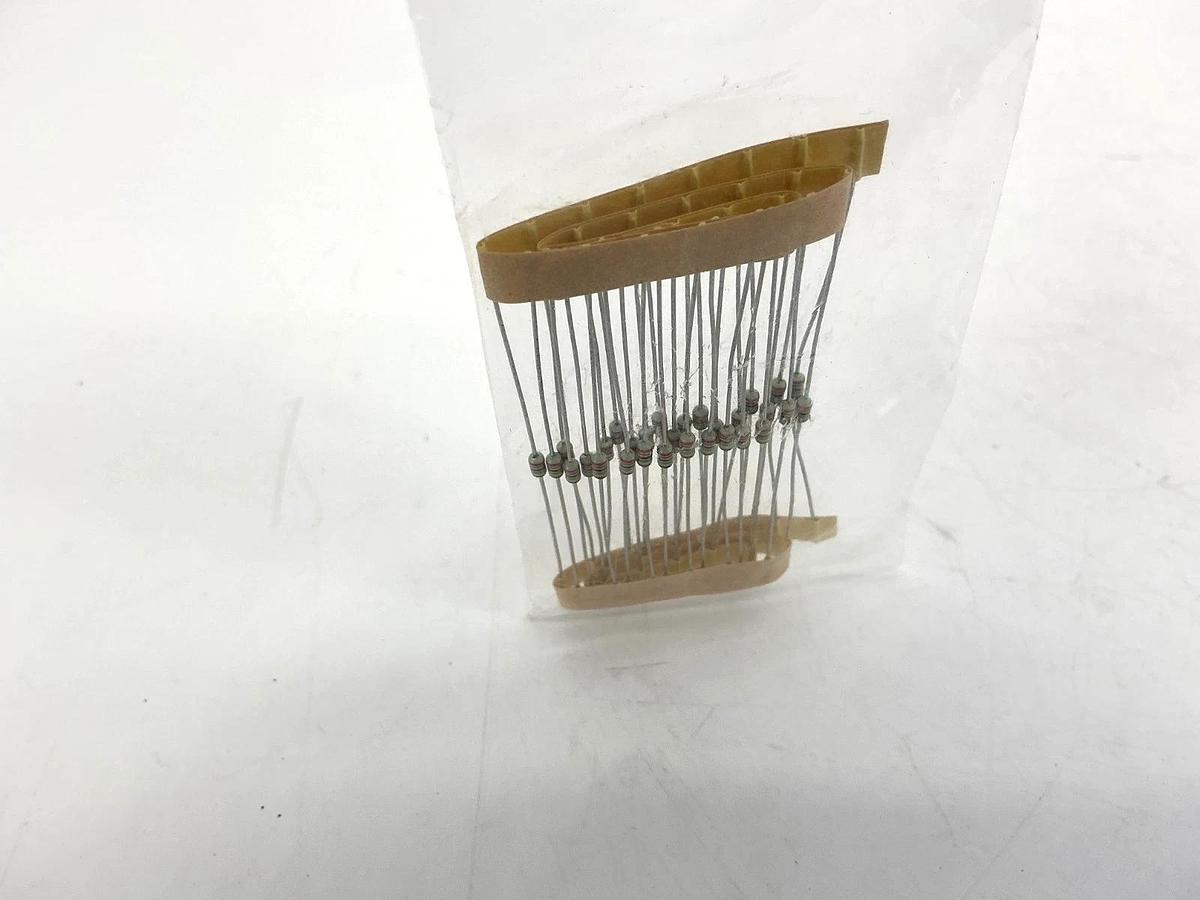 Bag of 30 ERO-S2PHF22R0 Metal Film Resistors 22OHM 1/4W 1% P22.0CACT-ND